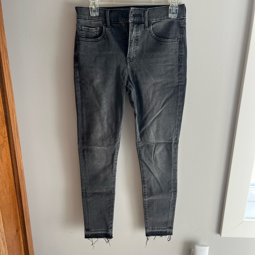 Women’s Grey Skinny Jeans